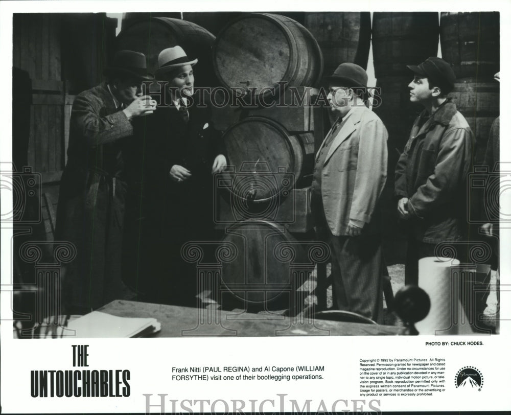 1993 Press Photo Paul Regina and William Forsythe star in The Untouchables.- Historic Images