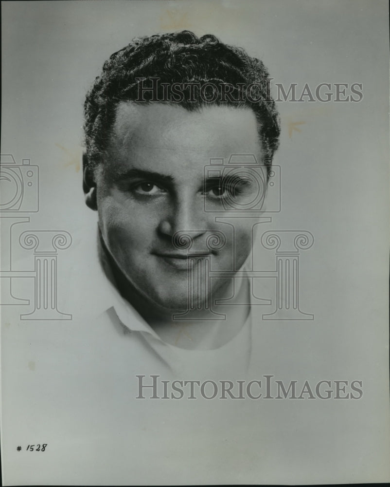 1961 Press Photo Musician Albert Da Costa dramatic tenor - spp39292- Historic Images