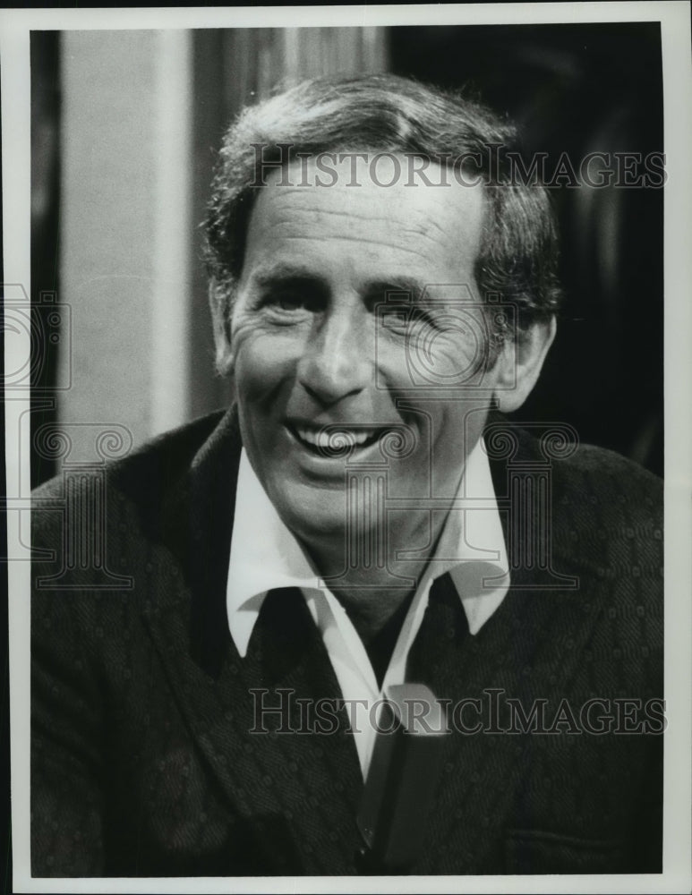 1974 Press Photo Joey Bishop - spp46423- Historic Images