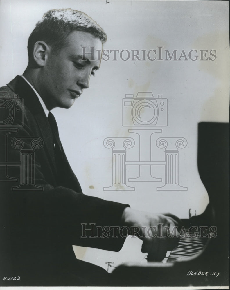 1960 Press Photo Lorin Hollander, Pianist - spp60899- Historic Images