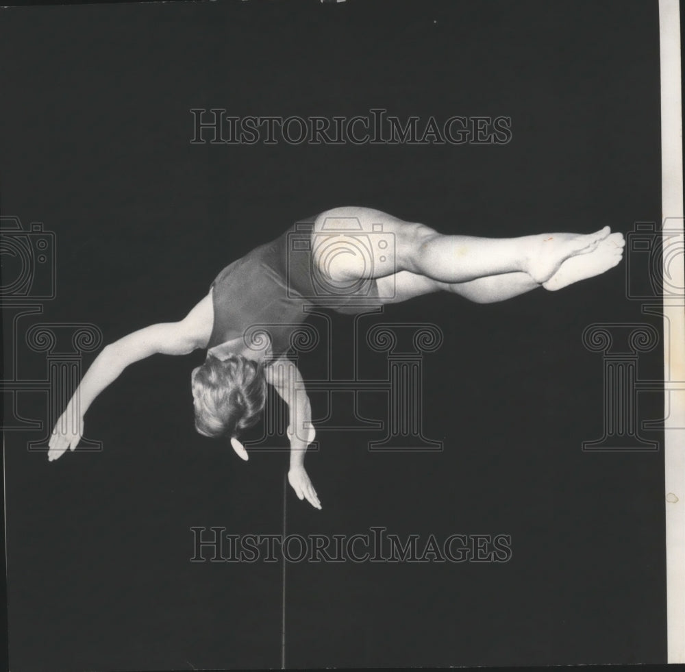 1979 Press Photo Becky Burnham, La Grande, Oregon gymnast - sps00074- Historic Images