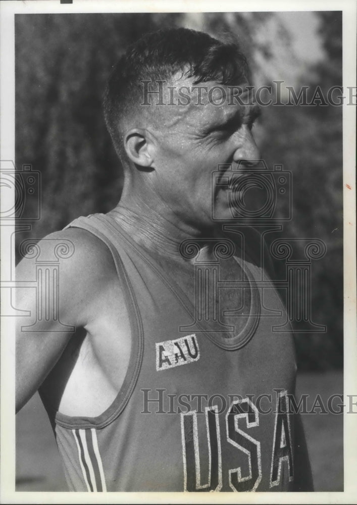 1978 Press Photo Track star Frank Bozanich - sps00635- Historic Images