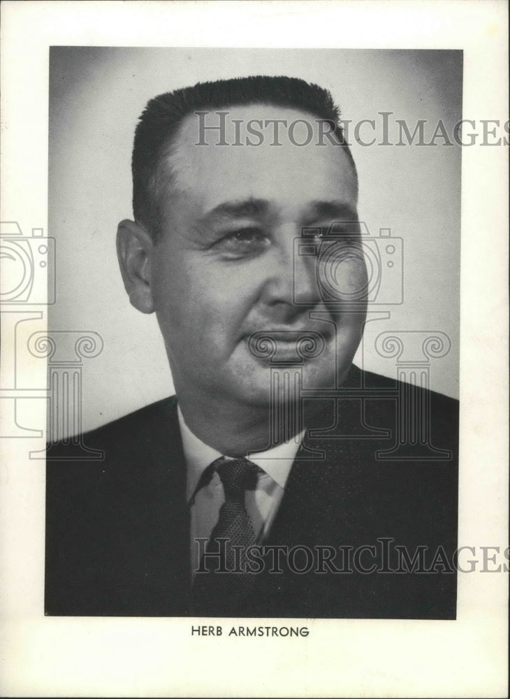 1975 Press Photo Horse racing&#39;s Herb Armstrong - sps00714- Historic Images