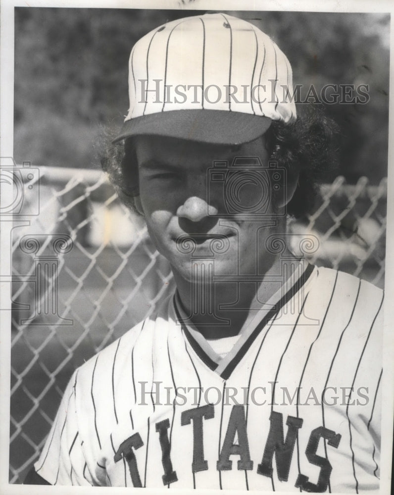 1975 Press Photo University High School Titans baseball player John Chamberlain- Historic Images