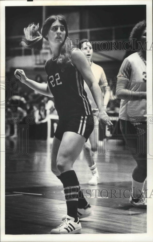 1978 Press Photo Basketball player Jeanne Eggart Helfer - sps05275- Historic Images