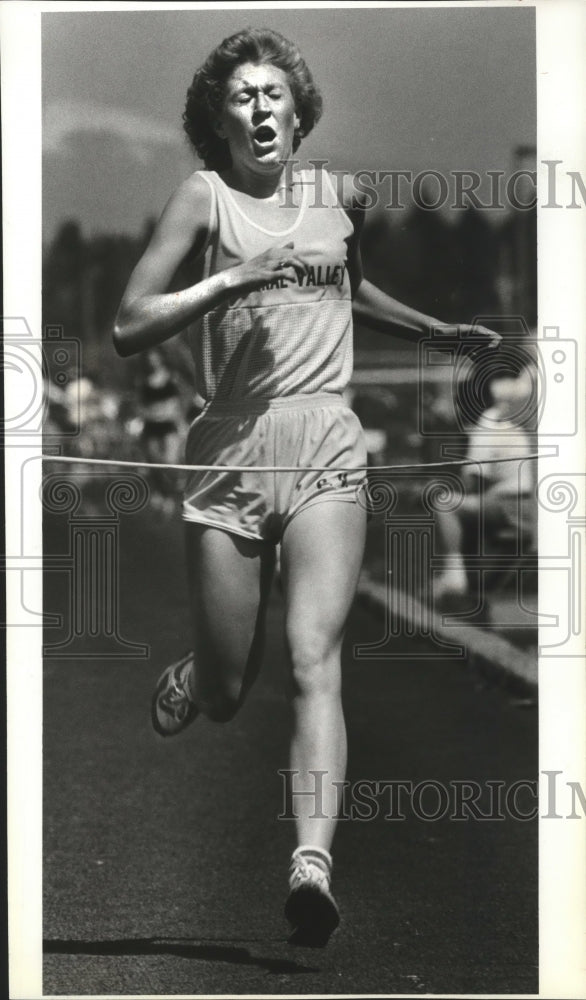 1983 Press Photo Track runner Annette Hand - sps05733- Historic Images