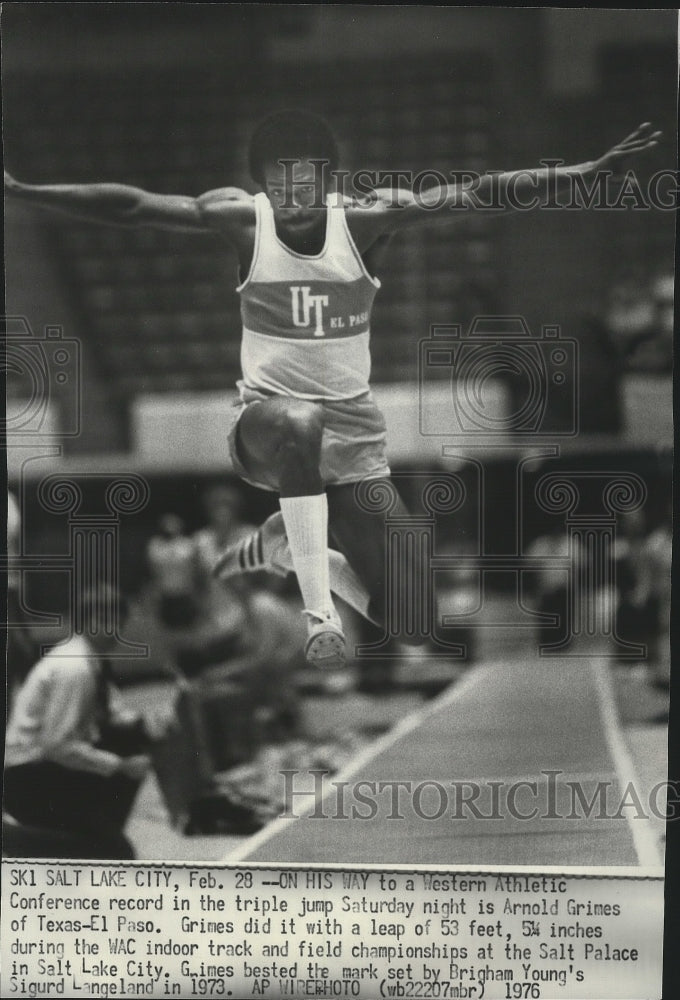 1976 Press Photo University of Texas track &amp; field triple jumper, Arnold Grimes- Historic Images