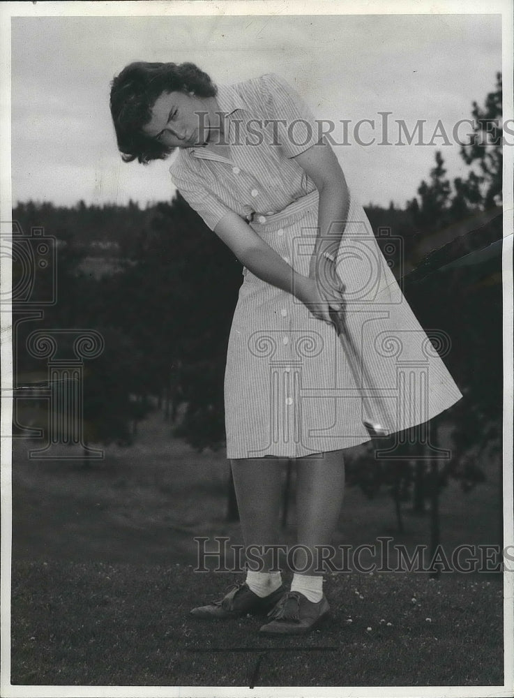 1942 Press Photo Betty Jean Rucker, 18-year-old Spokane golf star - sps06767- Historic Images