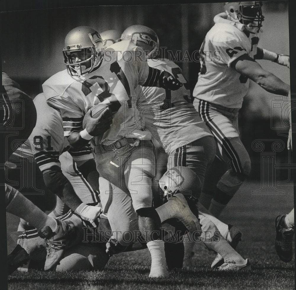 1984 Press Photo Seattle Seahawks football player, Zachary Dixon, in action- Historic Images