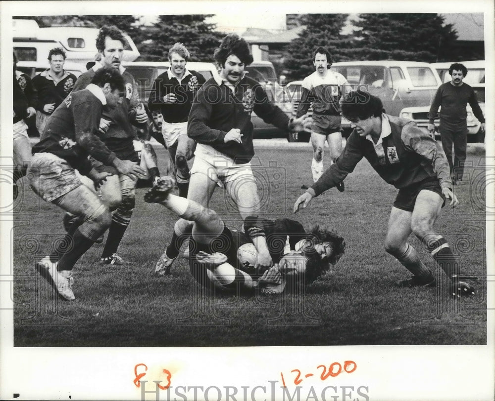 1978 Press Photo Rugby players battle it out on the field - sps07862- Historic Images