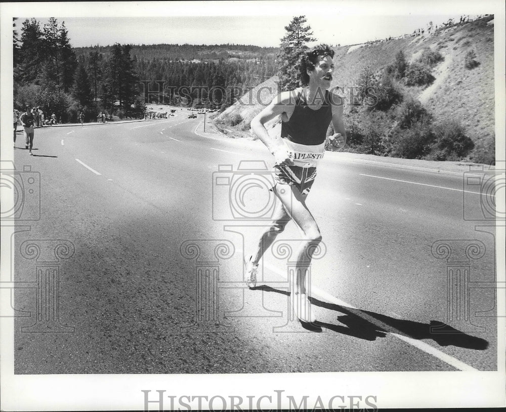 1978 Press Photo Track and field runner, Bob Maplestone during Bloomsday Run- Historic Images