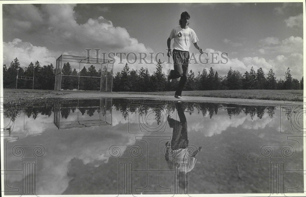 1988 Press Photo Mead Panthers track athlete, Chris Lewis - sps08669- Historic Images