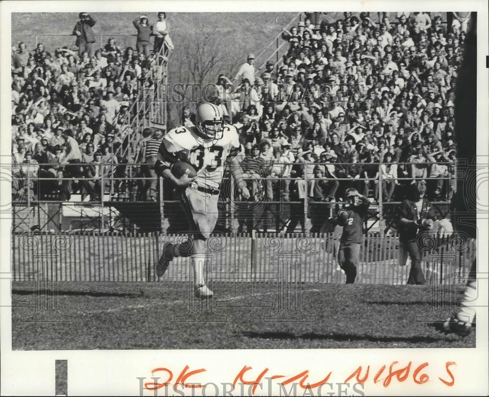 1978 Press Photo Idaho Vandals football player, Terry Idler, in action- Historic Images