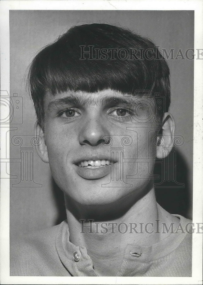 1972 Press Photo Basketball player Ray Harding - sps09042- Historic Images