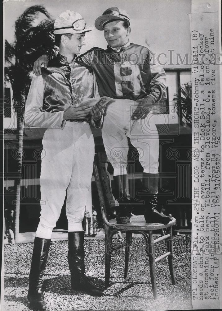 1952 Press Photo Horse racing jockeys, Dick Bell and Johnny Vitelli - sps09067- Historic Images