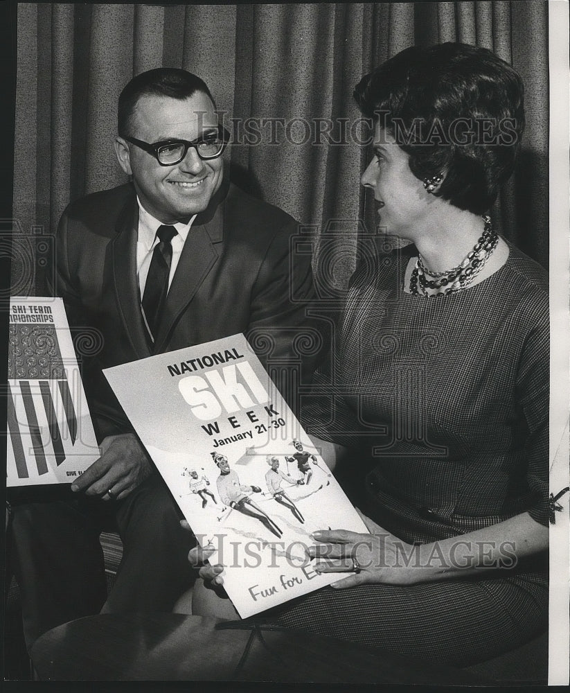 1966 Press Photo E.G. Sonny Marks, ski school director &amp; Mrs. Robert Shanewise- Historic Images