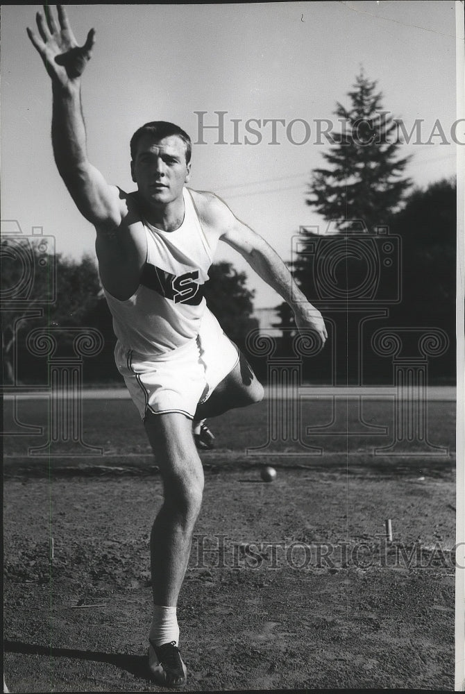 1952 Press Photo Stanford track &amp; field shot putter, Bob Mathias - sps09561- Historic Images