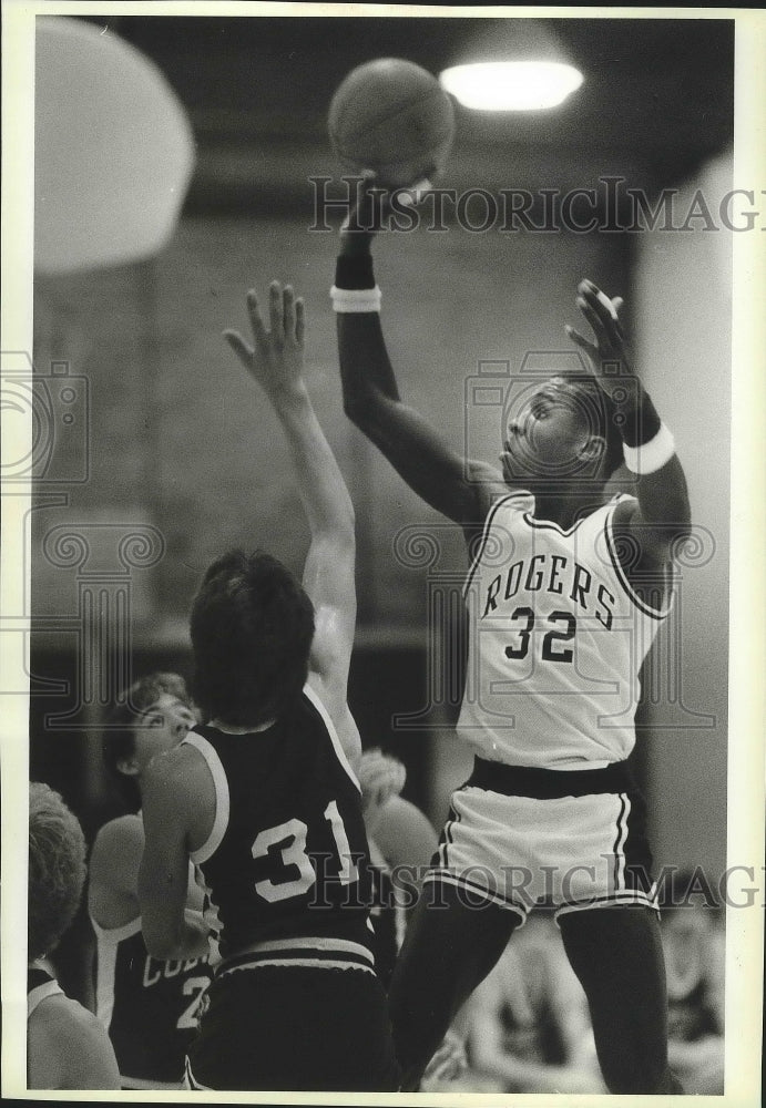 1985 Press Photo Basketball player Robert Jefferson - sps09716- Historic Images