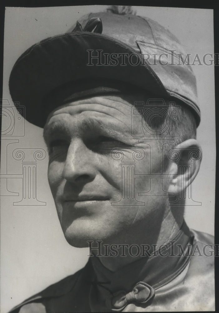 1948 Press Photo Horse racing&#39;s Longacres jockey, Harold Walker - sps10785- Historic Images