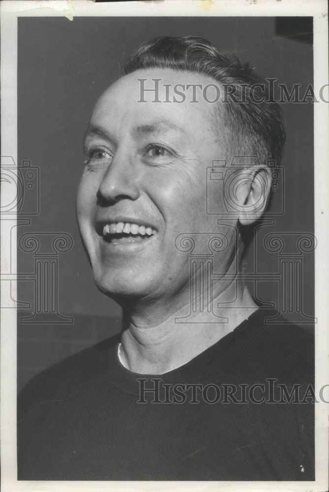 1962 Press Photo Basketball Coach Ray Thacker - sps12372- Historic Images