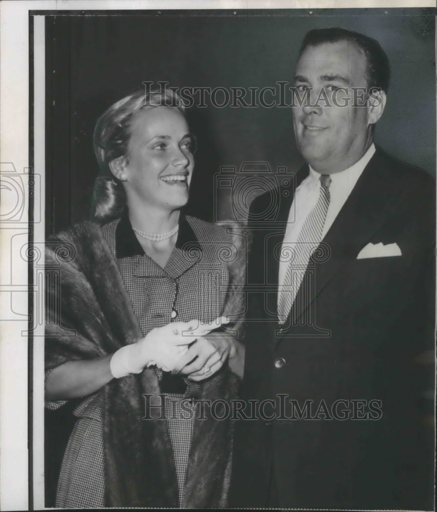 1952 Press Photo Dan Topping President of NY Yankees and fourth wife- Historic Images