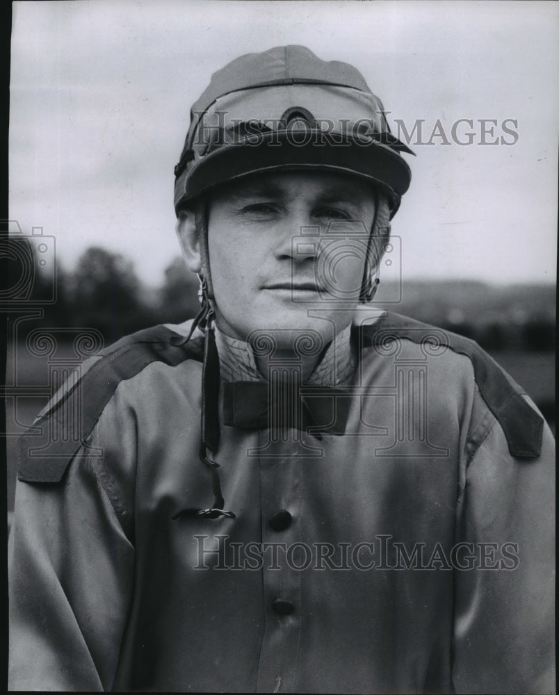 Press Photo Horse racing jockey, Jerrel Quinn - sps13859- Historic Images