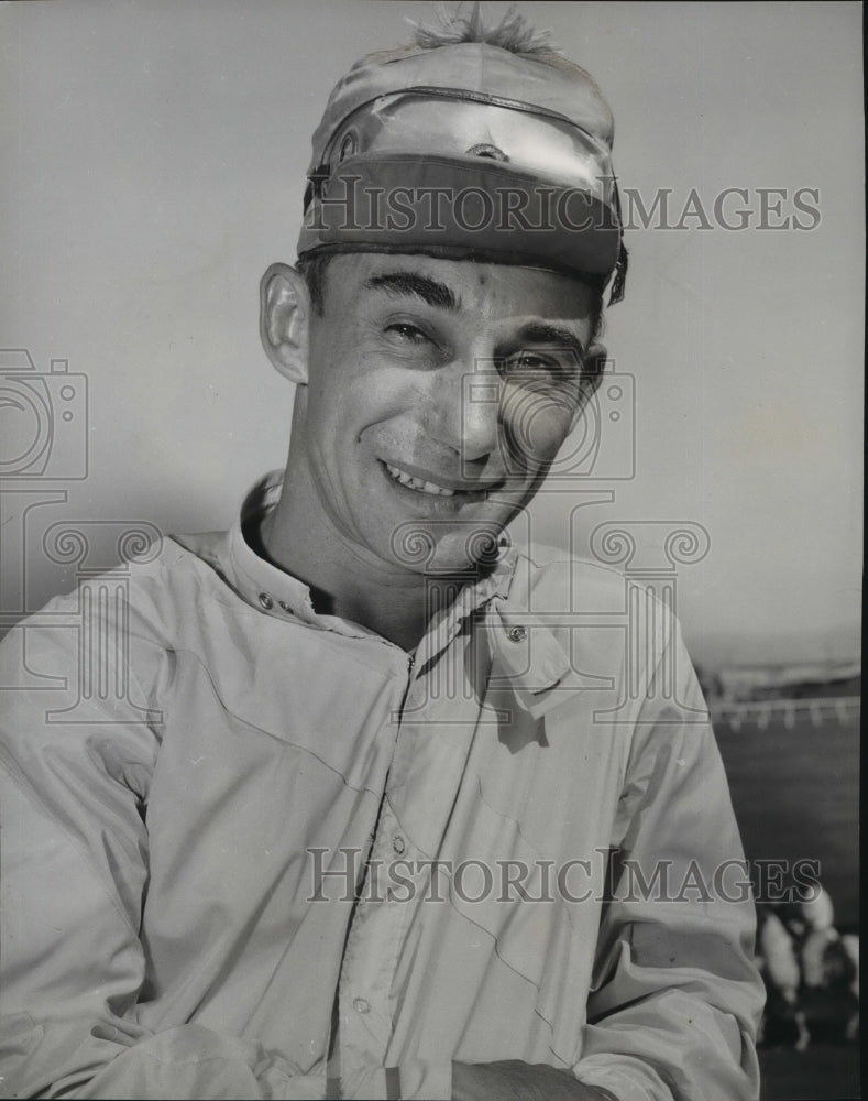 1955 Press Photo Horse racing jockey Dude Palmer - sps13907- Historic Images