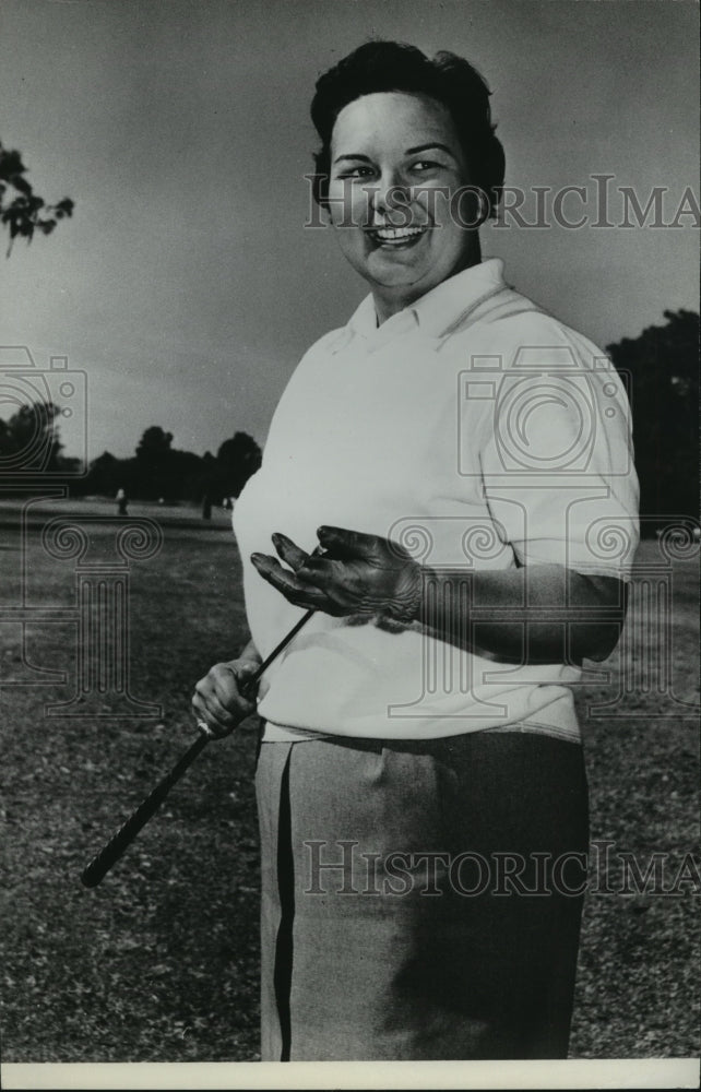 1959 Press Photo Ladies Professional Golf Association&#39;s Jackie Pung - sps14202- Historic Images