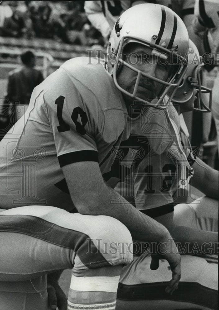 1972 Press Photo Rick Seefried at football game - sps14266- Historic Images