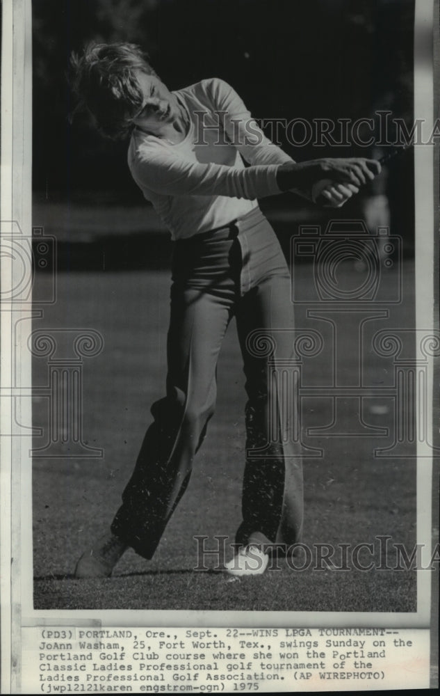 1975 Press Photo JoAnn Washam wins Portland Classic Ladies Pro golf tournament- Historic Images