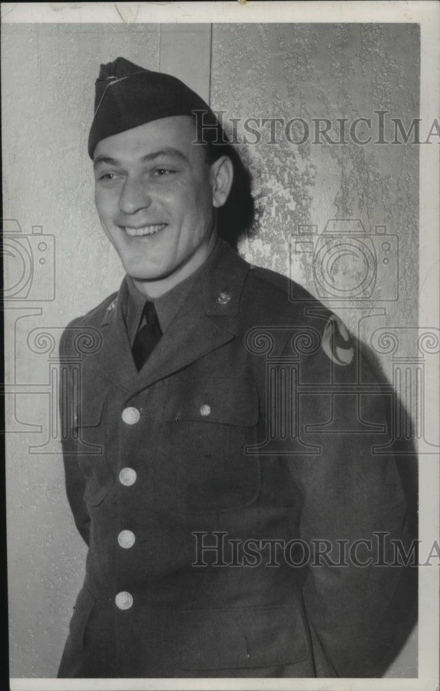 1941 Press Photo Golfer Bud Ward In Military Uniform - sps14328- Historic Images