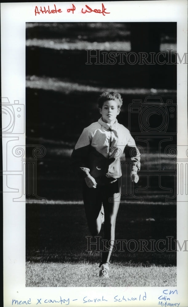 1989 Press Photo Mead High School cross-country runner Sarah Schwald - sps14380- Historic Images