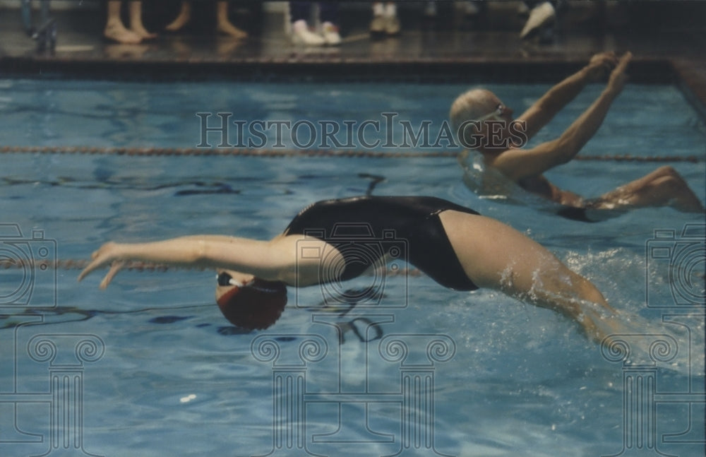 1992 Press Photo Swimmers Doing Various Maneuvers Before Competition - sps15040- Historic Images