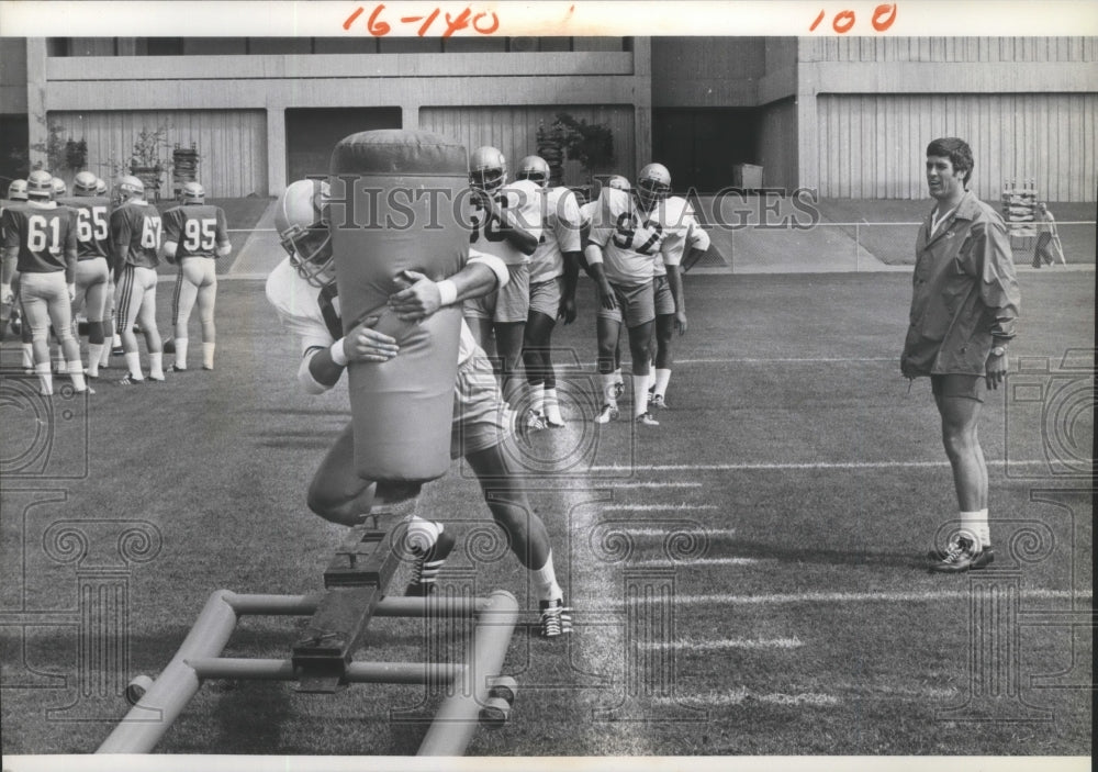 1978 Press Photo Football coach Jim Mora - sps15235- Historic Images