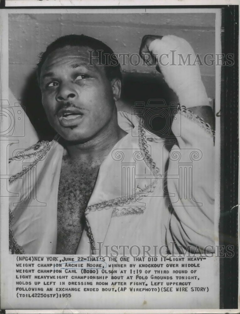 1955 Press Photo Archie Moore after match at Polo Grounds versus Carl Olson- Historic Images