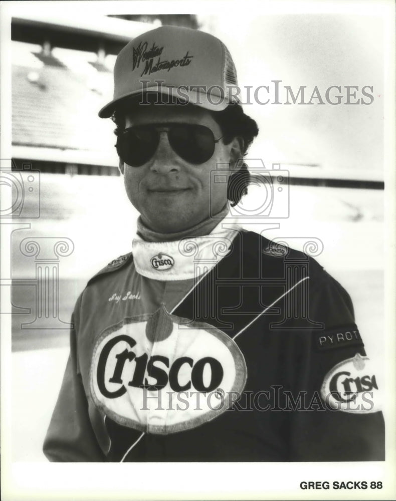 1989 Press Photo Greg Sacks #88, race car driver, in Crisco jacket &amp; sunglasses- Historic Images