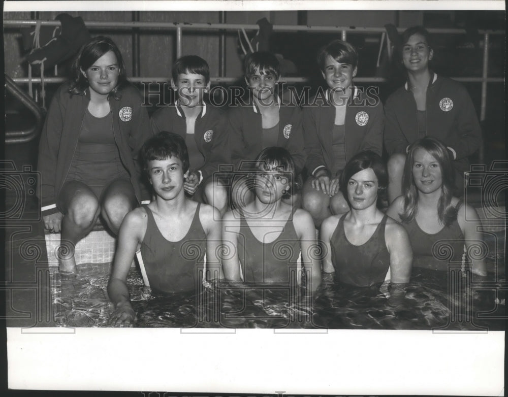 1969 Press Photo Swim team to go to Pacific Northwest Meet in Seattle- Historic Images
