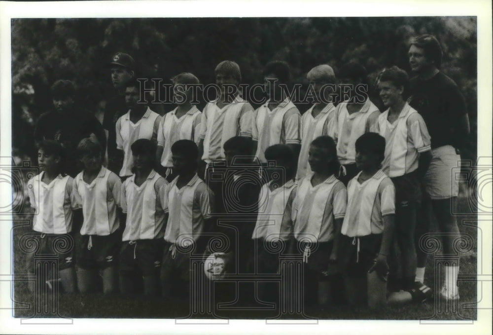 1989 Press Photo Spokane Valley's Netters soccer team pose for group photo- Historic Images