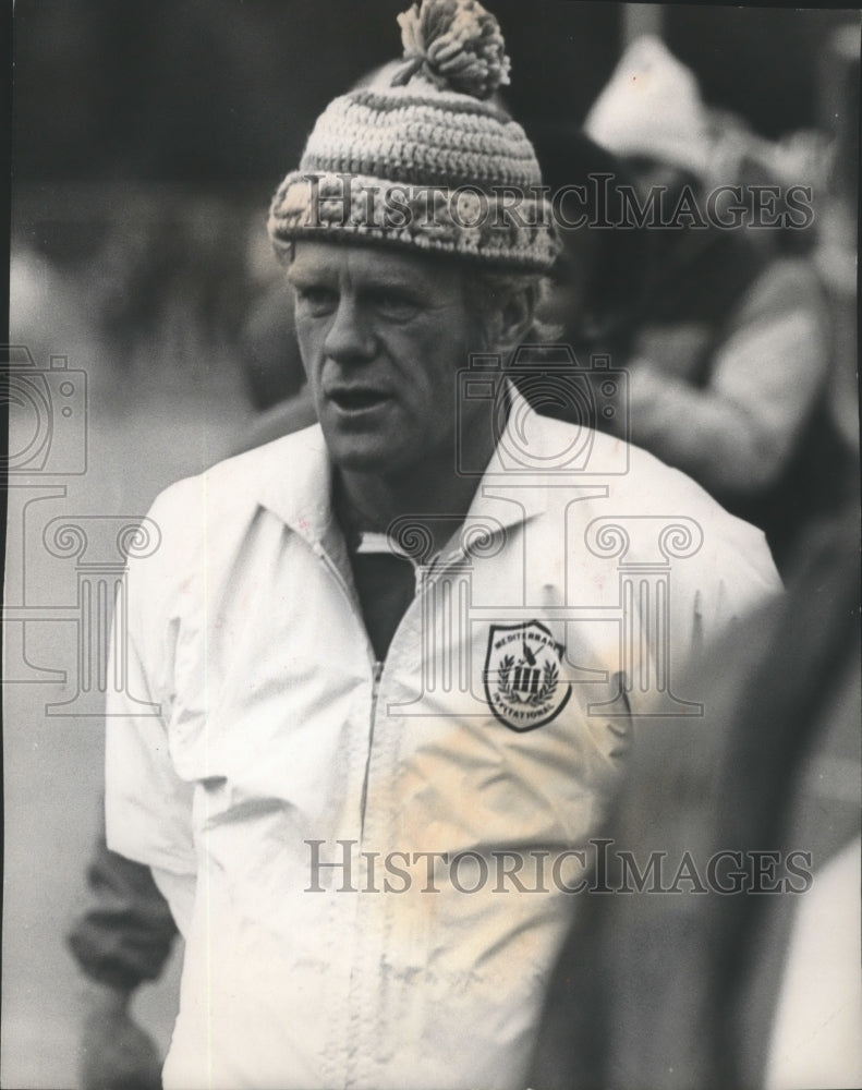 1975 Press Photo Jim Sweeney. football - sps17006- Historic Images