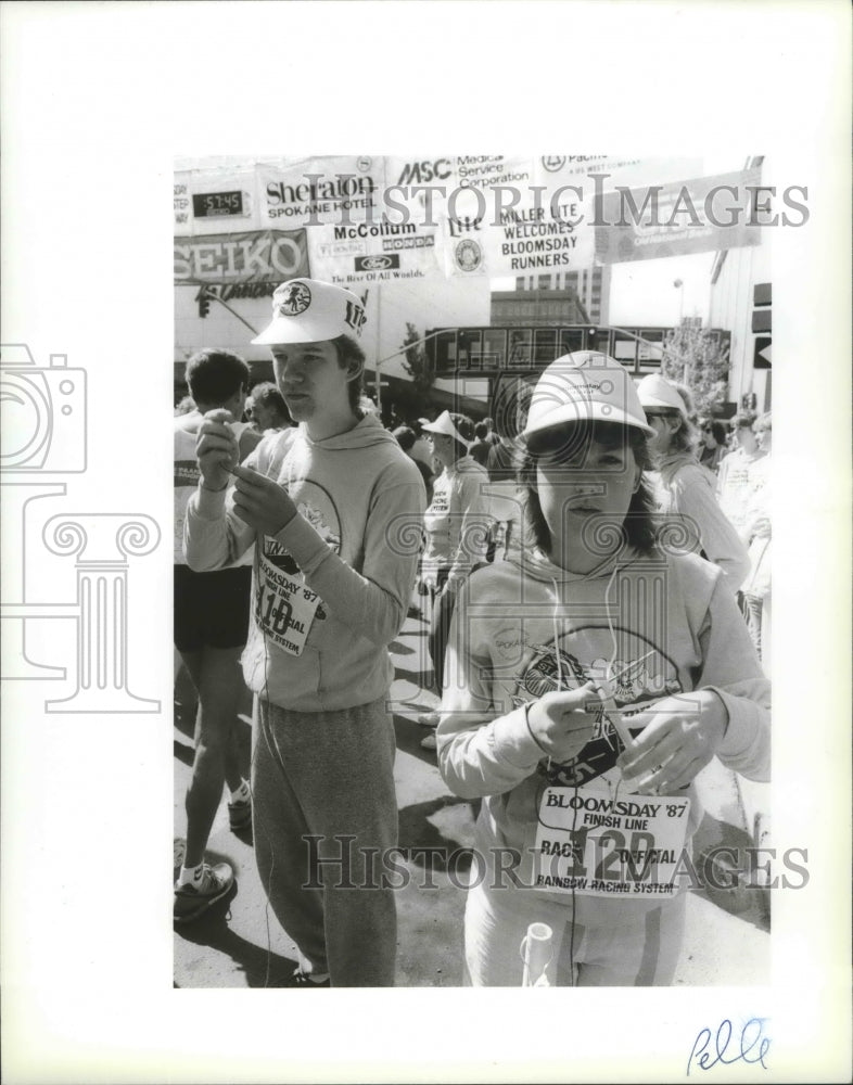 1987 Press Photo Bloomsday Competitors John Lewis and Marsha Michael- Historic Images