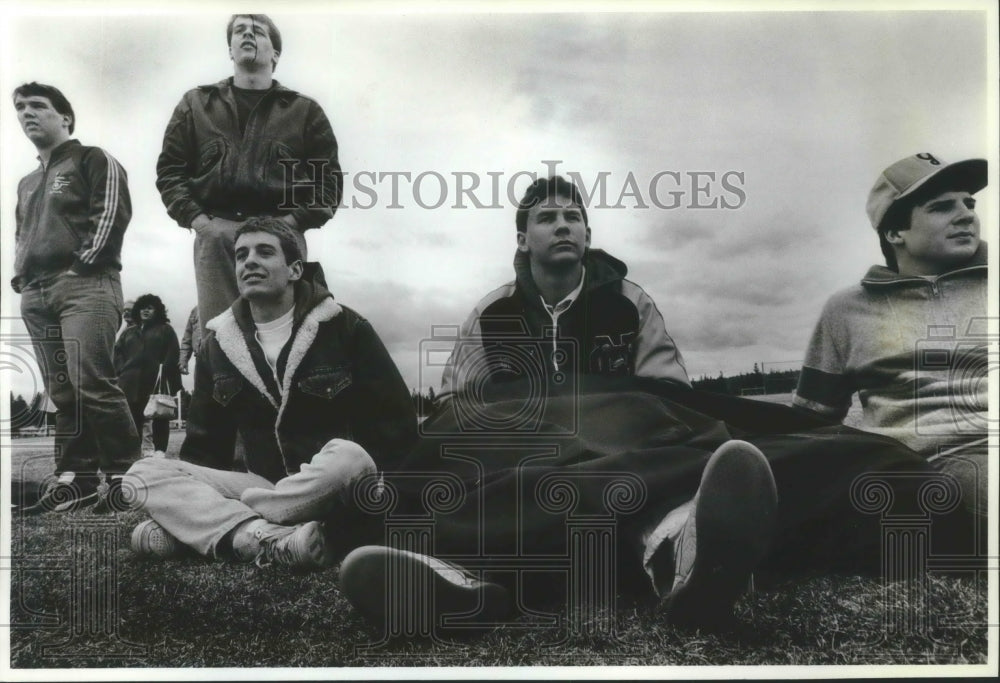 1988 Press Photo A trio of injured North Central soccer players watch teammates- Historic Images