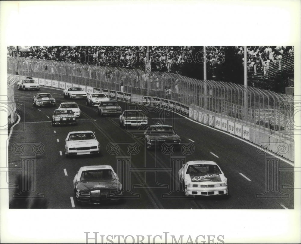 1987 Press Photo Stock cars racing during the 1987 Spokane Grand Prix- Historic Images