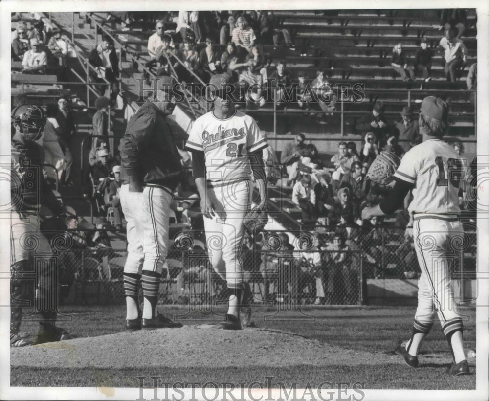 1973 Press Photo The Spokane Indians make a pitching change against Eugene- Historic Images