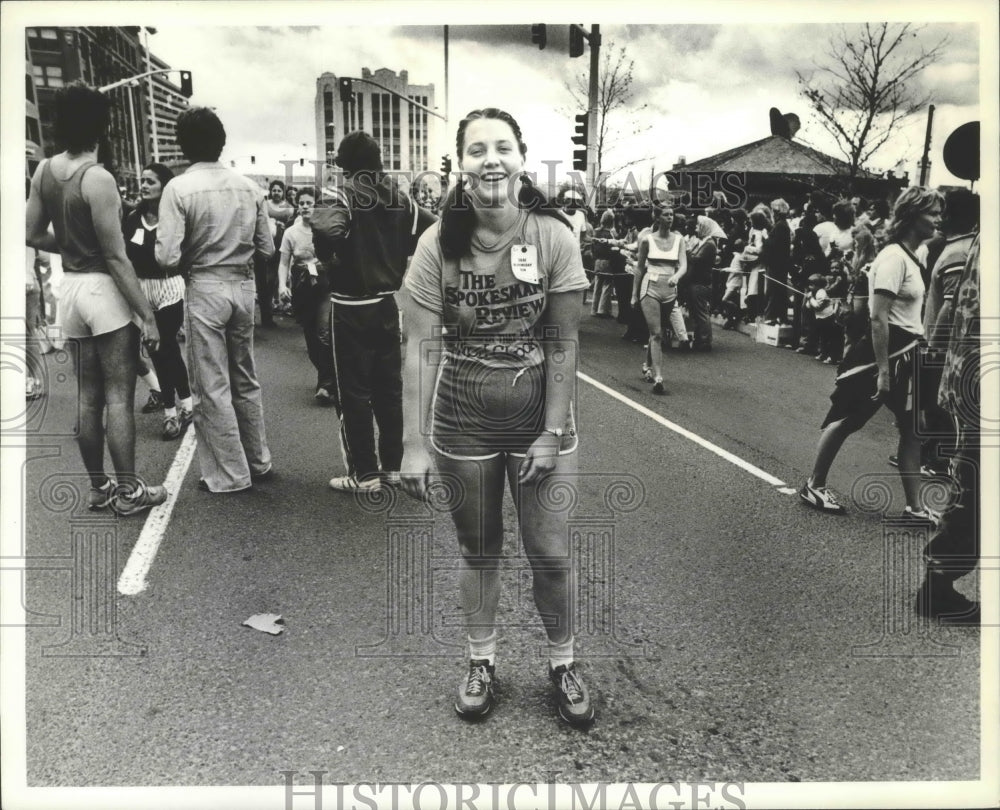 1979 Press Photo Cheryl Ernst participates in Bloomsday event in Spokane- Historic Images