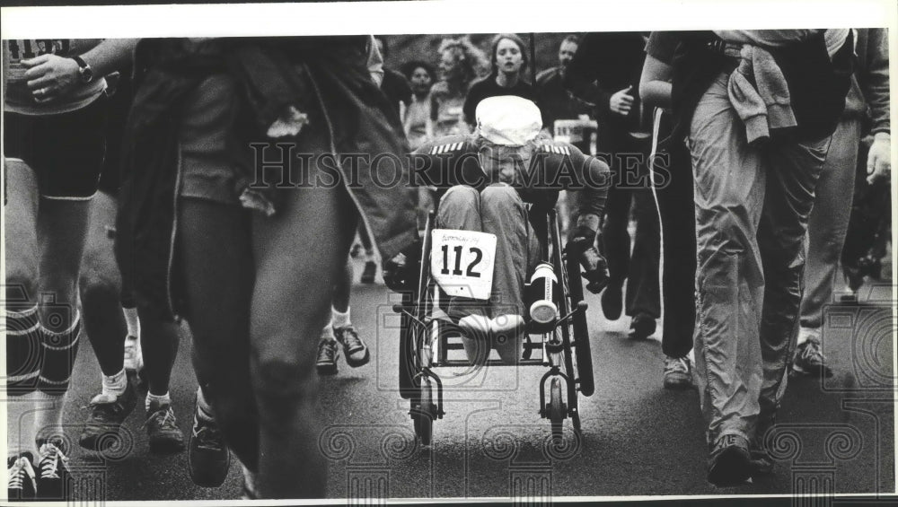 1984 Press Photo Bloomsday Participant Jim Boyd On Pellet Hill - sps20260- Historic Images