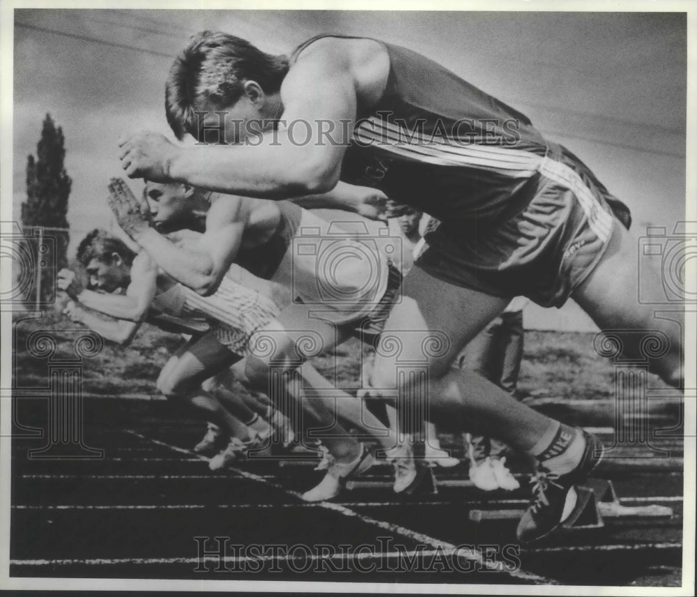 1989 Press Photo Chadwick Byrd and Other Racers Take Off After the Shot is Fired- Historic Images