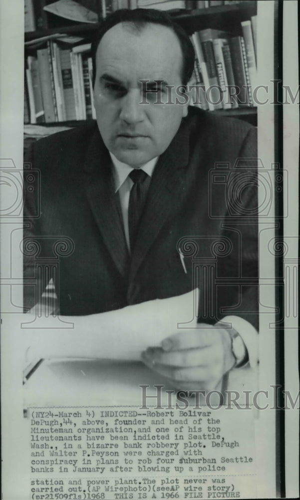 1968 Press Photo Robert Bolivar DePugh posing while holding documents- Historic Images