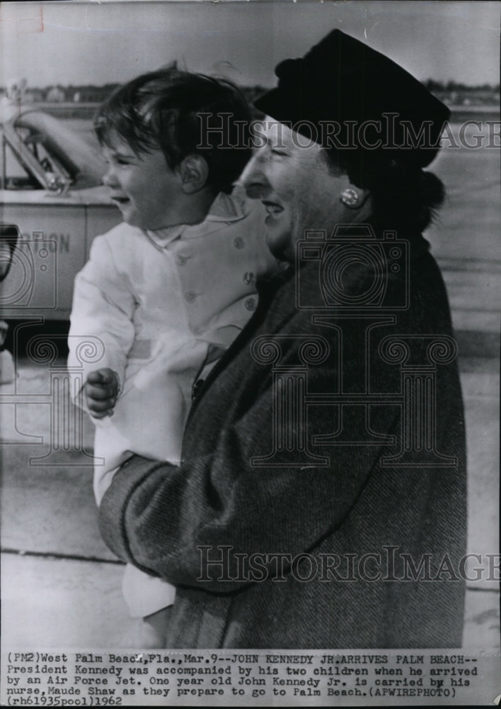 1962 Press Photo John F. Kennedy Jr. and his nurse, Maude Shaw - spw03641- Historic Images