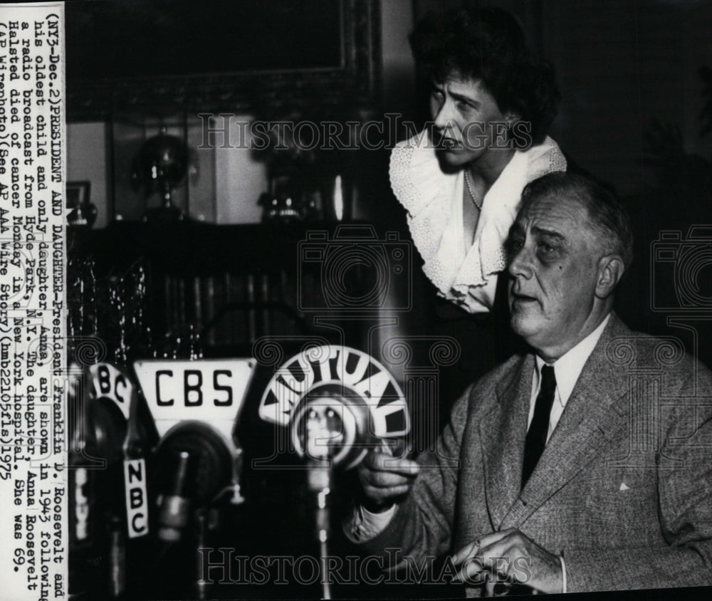 1943 Press Photo President Franklin D. Roosevelt, and his oldest child Anna.- Historic Images