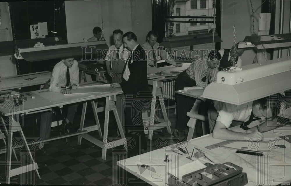 1942 Press Photo Inside the offices of Whitehouse &amp; Price, architects- Historic Images